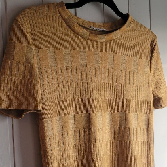 ZARA Geo Tee - Picture 3 of 5